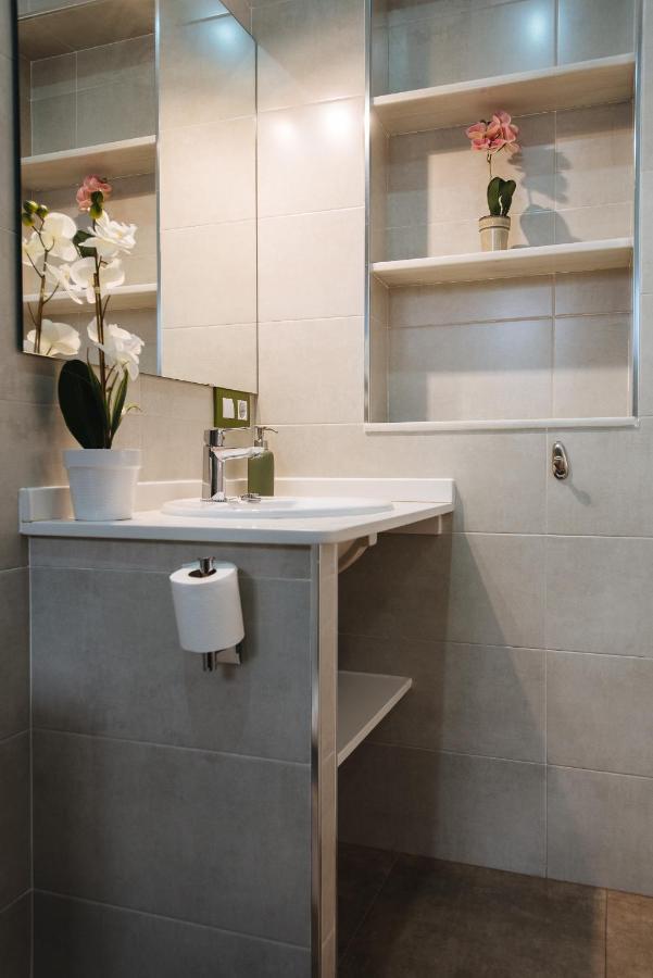 Sbh1 Beautiful 1 Bedroom Apartment In City Center Seville Exterior photo
